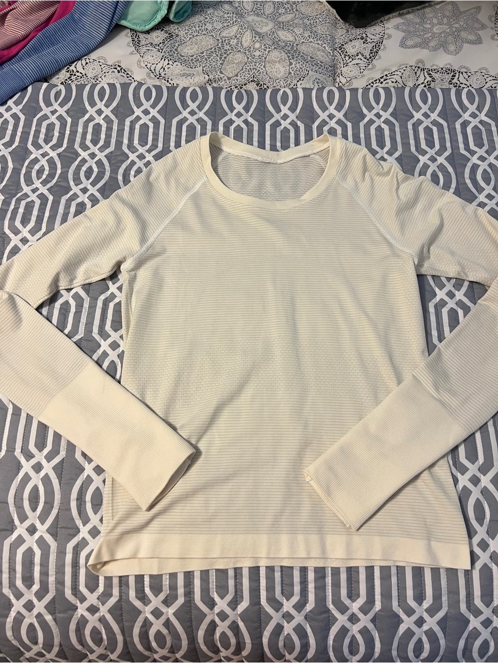 Lululemon Swiftly Long Sleeve Top Shorter Length